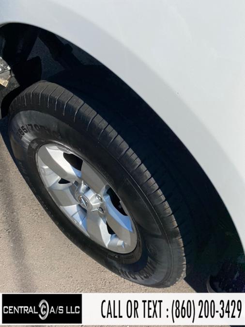 Used Nissan Frontier 4WD Crew Cab SWB Auto SV 2012 | Central A/S LLC. East Windsor, Connecticut Used Nissan Frontier 4WD Crew Cab SWB Auto SV 2012 | Central A/S LLC. East Windsor, Connecticut