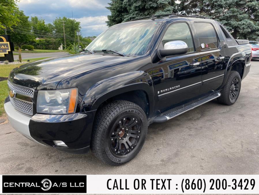 2007 Chevrolet Avalanche 4WD Crew Cab 130" LT w/1LT, available for sale in East Windsor, Connecticut | Central A/S LLC. East Windsor, Connecticut 2007 Chevrolet Avalanche 4WD Crew Cab 130" LT w/1LT, available for sale in East Windsor, Connecticut | Central A/S LLC. East Windsor, Connecticut