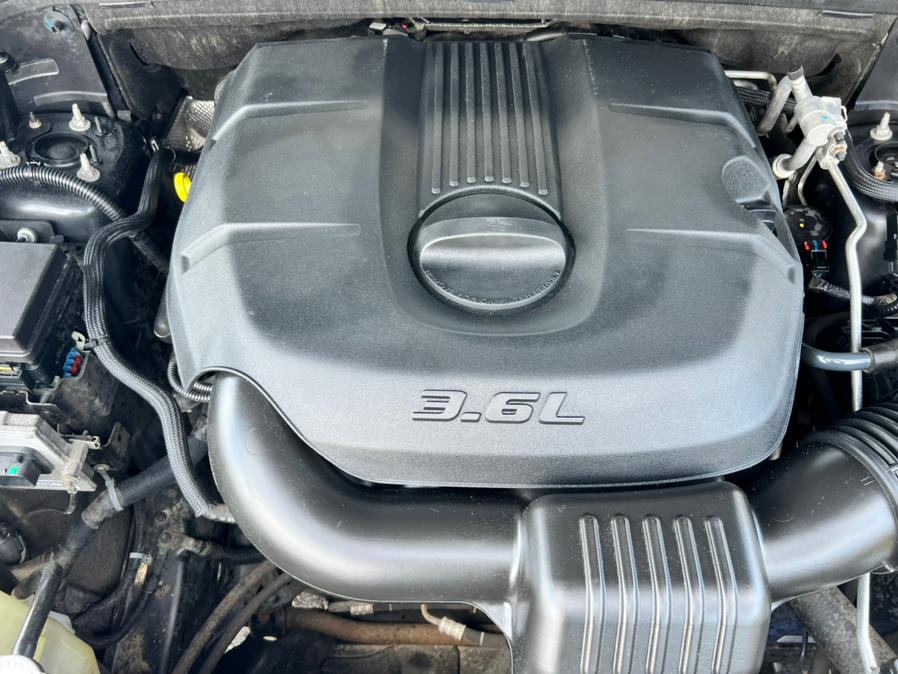 2011 Jeep Grand Cherokee 4WD 4dr Laredo, available for sale in Plantsville, Connecticut | L&S Automotive LLC. Plantsville, Connecticut 2011 Jeep Grand Cherokee 4WD 4dr Laredo, available for sale in Plantsville, Connecticut | L&S Automotive LLC. Plantsville, Connecticut