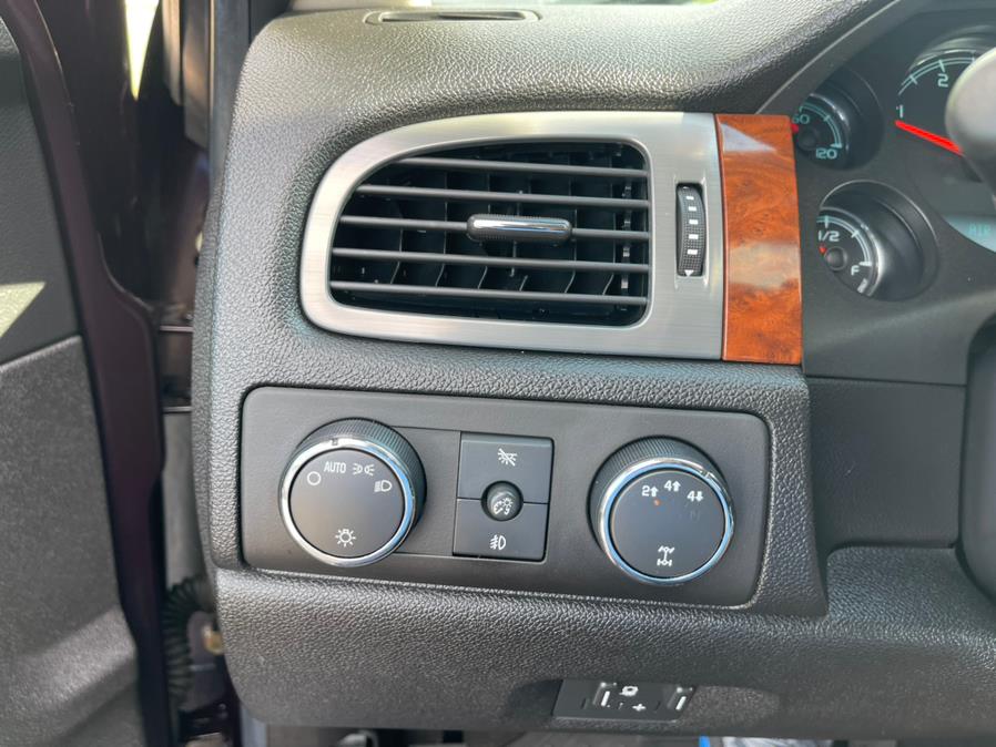 2008 Chevrolet Silverado 3500HD 4WD Crew Cab 167" DRW LTZ, available for sale in South Windsor, Connecticut | Mike And Tony Auto Sales, Inc. South Windsor, Connecticut 2008 Chevrolet Silverado 3500HD 4WD Crew Cab 167" DRW LTZ, available for sale in South Windsor, Connecticut | Mike And Tony Auto Sales, Inc. South Windsor, Connecticut