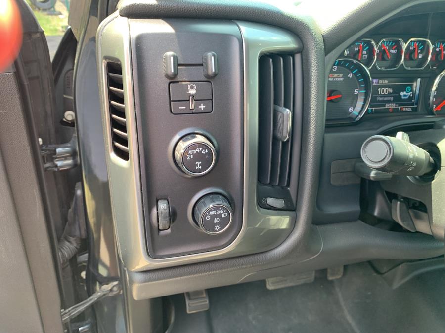 Used Chevrolet Silverado 1500 4WD Crew Cab 153.0" LT w/2LT 2018 | Saybrook Auto Barn. Old Saybrook, Connecticut Used Chevrolet Silverado 1500 4WD Crew Cab 153.0" LT w/2LT 2018 | Saybrook Auto Barn. Old Saybrook, Connecticut