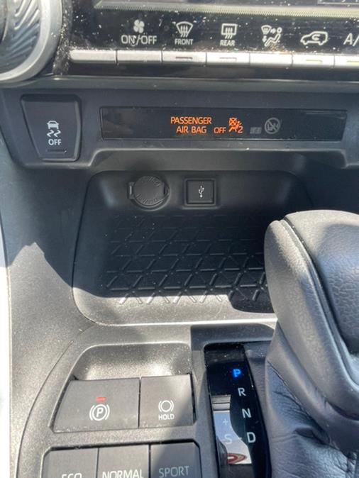 Used Toyota RAV4 LE FWD (Natl) 2020 | NJ Used Cars Center. Irvington, New Jersey Used Toyota RAV4 LE FWD (Natl) 2020 | NJ Used Cars Center. Irvington, New Jersey