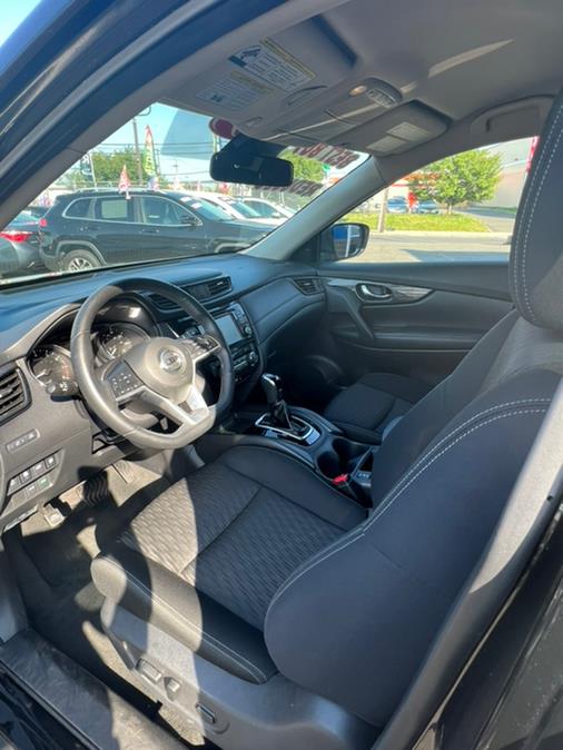 Used Nissan Rogue FWD SV 2020 | NJ Used Cars Center. Irvington, New Jersey Used Nissan Rogue FWD SV 2020 | NJ Used Cars Center. Irvington, New Jersey