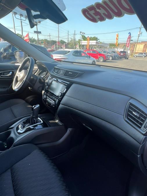 Used Nissan Rogue FWD SV 2020 | NJ Used Cars Center. Irvington, New Jersey Used Nissan Rogue FWD SV 2020 | NJ Used Cars Center. Irvington, New Jersey