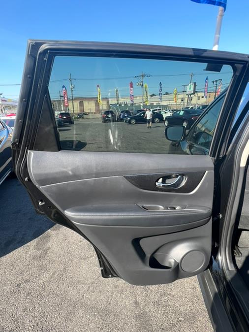 Used Nissan Rogue FWD SV 2020 | NJ Used Cars Center. Irvington, New Jersey Used Nissan Rogue FWD SV 2020 | NJ Used Cars Center. Irvington, New Jersey