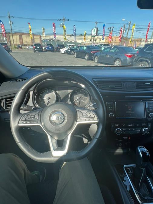 Used Nissan Rogue FWD SV 2020 | NJ Used Cars Center. Irvington, New Jersey Used Nissan Rogue FWD SV 2020 | NJ Used Cars Center. Irvington, New Jersey