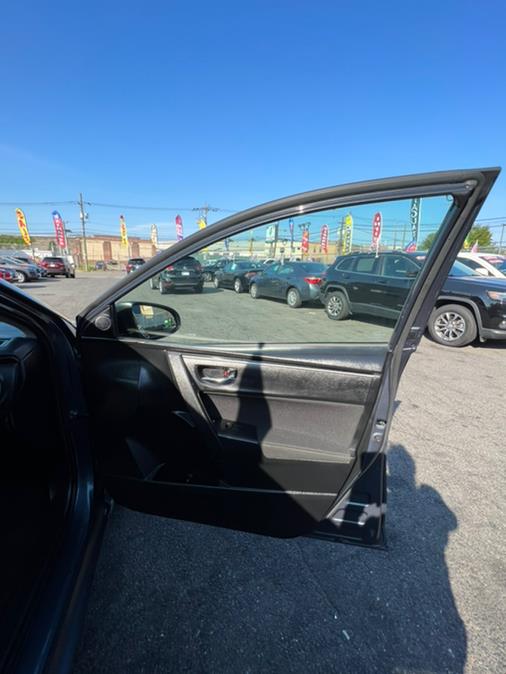 Used Toyota Corolla LE 2019 | NJ Used Cars Center. Irvington, New Jersey Used Toyota Corolla LE 2019 | NJ Used Cars Center. Irvington, New Jersey