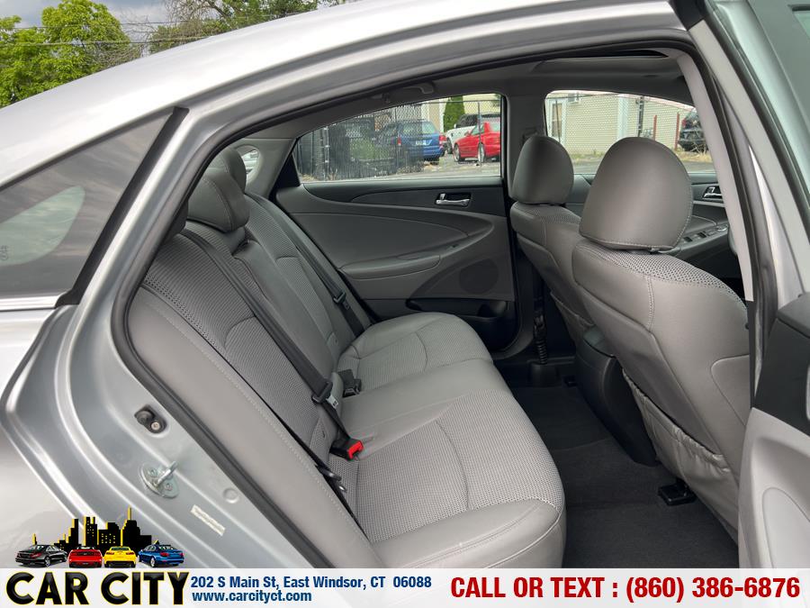 Used Hyundai Sonata 4dr Sdn 2.4L Auto Ltd *Ltd Avail* 2011 | Car City LLC. East Windsor, Connecticut Used Hyundai Sonata 4dr Sdn 2.4L Auto Ltd *Ltd Avail* 2011 | Car City LLC. East Windsor, Connecticut
