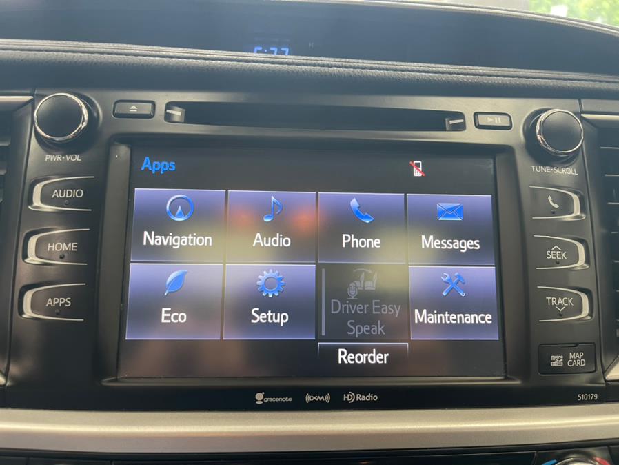 Used Toyota Highlander XLE V6 AWD (Natl) 2017 | Power Motors East. Massapequa Park, New York Used Toyota Highlander XLE V6 AWD (Natl) 2017 | Power Motors East. Massapequa Park, New York