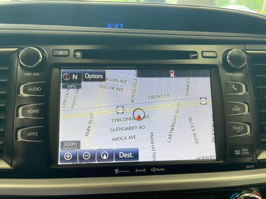 Used Toyota Highlander XLE V6 AWD (Natl) 2017 | Power Motors East. Massapequa Park, New York Used Toyota Highlander XLE V6 AWD (Natl) 2017 | Power Motors East. Massapequa Park, New York
