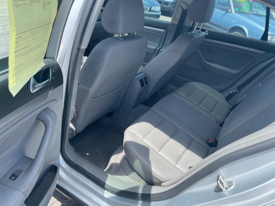 Used Volkswagen Jetta Sedan 4dr 2.5L Auto PZEV 2006 | CT Car Co LLC. East Windsor, Connecticut Used Volkswagen Jetta Sedan 4dr 2.5L Auto PZEV 2006 | CT Car Co LLC. East Windsor, Connecticut