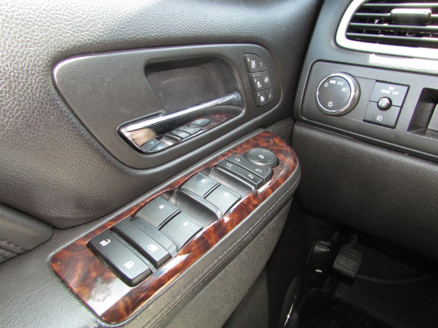 2012 GMC Yukon AWD 4dr 1500 Denali, available for sale in East Windsor, Connecticut | United Auto Sales of E Windsor, Inc. East Windsor, Connecticut 2012 GMC Yukon AWD 4dr 1500 Denali, available for sale in East Windsor, Connecticut | United Auto Sales of E Windsor, Inc. East Windsor, Connecticut