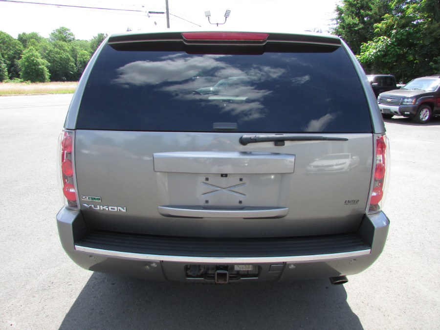 2012 GMC Yukon AWD 4dr 1500 Denali, available for sale in East Windsor, Connecticut | United Auto Sales of E Windsor, Inc. East Windsor, Connecticut 2012 GMC Yukon AWD 4dr 1500 Denali, available for sale in East Windsor, Connecticut | United Auto Sales of E Windsor, Inc. East Windsor, Connecticut