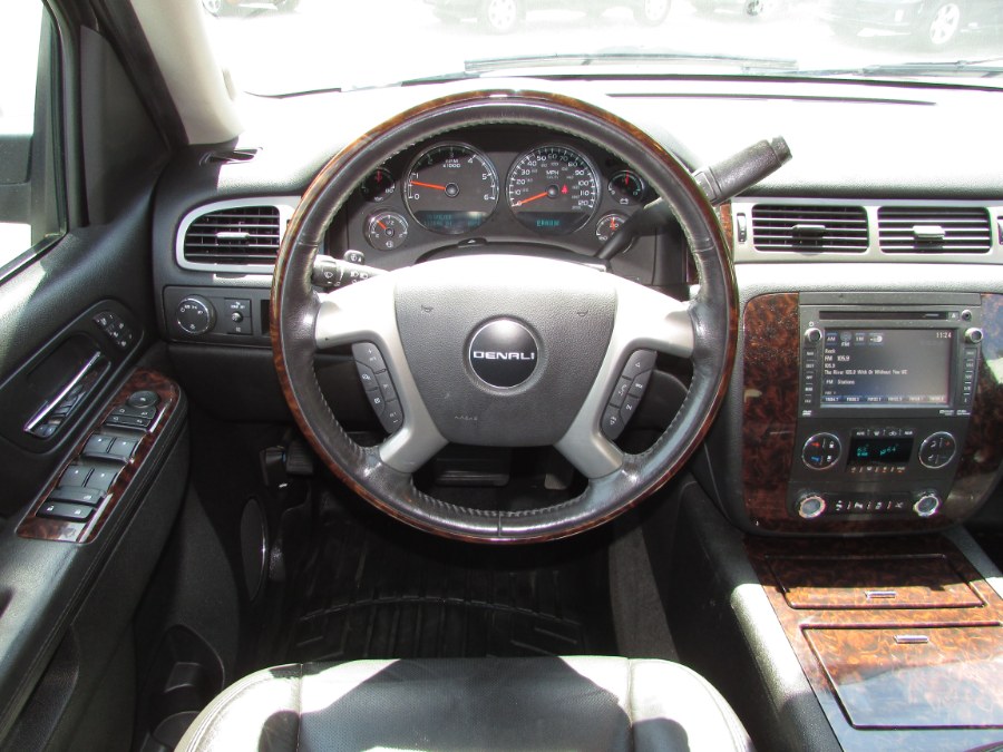 2012 GMC Yukon AWD 4dr 1500 Denali, available for sale in East Windsor, Connecticut | United Auto Sales of E Windsor, Inc. East Windsor, Connecticut 2012 GMC Yukon AWD 4dr 1500 Denali, available for sale in East Windsor, Connecticut | United Auto Sales of E Windsor, Inc. East Windsor, Connecticut
