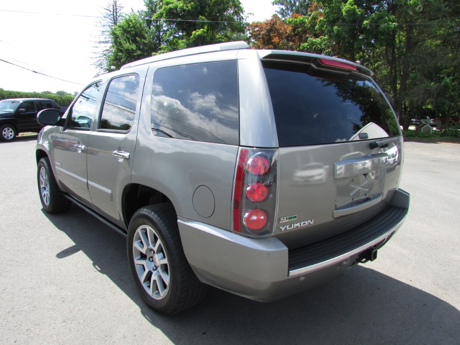 2012 GMC Yukon AWD 4dr 1500 Denali, available for sale in East Windsor, Connecticut | United Auto Sales of E Windsor, Inc. East Windsor, Connecticut 2012 GMC Yukon AWD 4dr 1500 Denali, available for sale in East Windsor, Connecticut | United Auto Sales of E Windsor, Inc. East Windsor, Connecticut