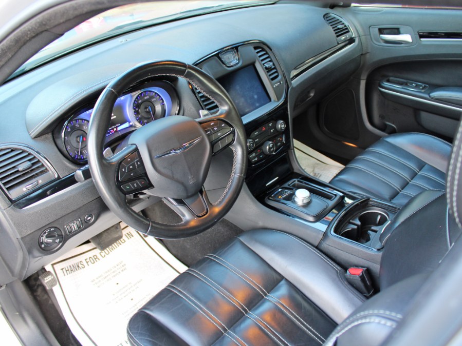 Used Chrysler 300 S 2020 | Auto Expo Ent Inc.. Great Neck, New York
