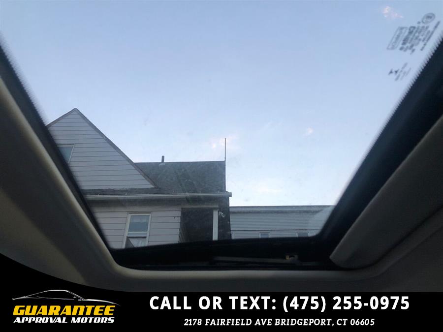 Used Ford Fiesta SE 4dr Hatchback 2014 | Guarantee Approval Motors. Bridgeport, Connecticut Used Ford Fiesta SE 4dr Hatchback 2014 | Guarantee Approval Motors. Bridgeport, Connecticut