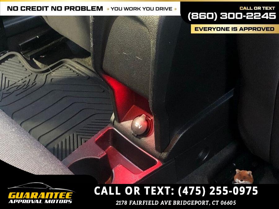 Used Ford Fiesta SE 4dr Hatchback 2014 | Guarantee Approval Motors. Bridgeport, Connecticut Used Ford Fiesta SE 4dr Hatchback 2014 | Guarantee Approval Motors. Bridgeport, Connecticut
