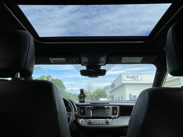 Used Toyota Rav4 SE 2017 | Blasius of Danbury. Danbury, Connecticut Used Toyota Rav4 SE 2017 | Blasius of Danbury. Danbury, Connecticut