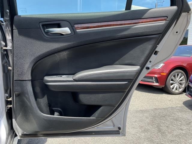 Used Chrysler 300 Base 2014 | Blasius of Danbury. Danbury, Connecticut Used Chrysler 300 Base 2014 | Blasius of Danbury. Danbury, Connecticut