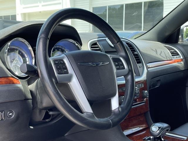 Used Chrysler 300 Base 2014 | Blasius of Danbury. Danbury, Connecticut Used Chrysler 300 Base 2014 | Blasius of Danbury. Danbury, Connecticut
