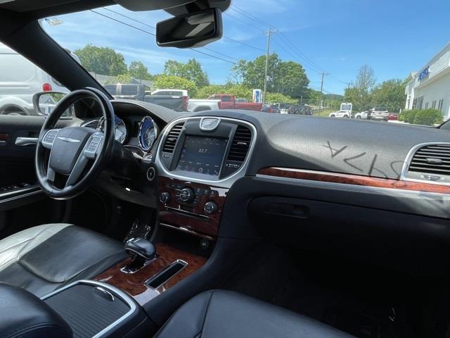 Used Chrysler 300 Base 2014 | Blasius of Danbury. Danbury, Connecticut Used Chrysler 300 Base 2014 | Blasius of Danbury. Danbury, Connecticut