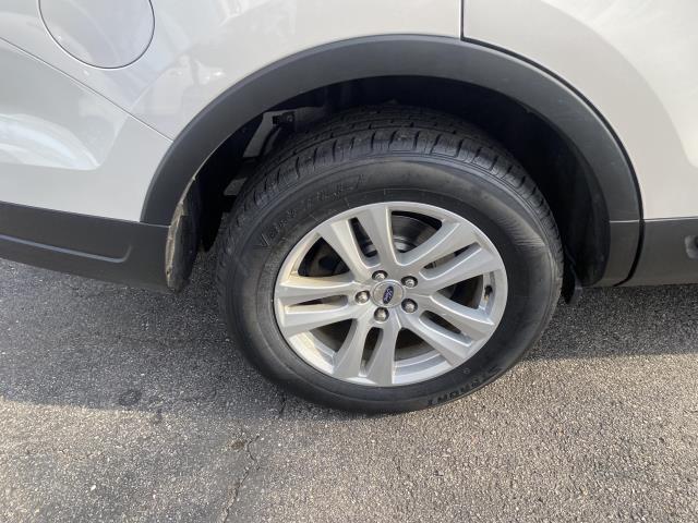 Used Ford Explorer XLT 4WD 2019 | Long Island Car Loan. Babylon, New York Used Ford Explorer XLT 4WD 2019 | Long Island Car Loan. Babylon, New York