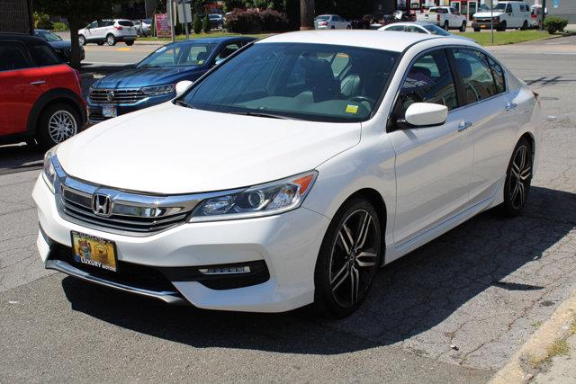 Used Honda Accord Sedan Sport SE 2017 | NY Luxury Motors. Elmont, New York Used Honda Accord Sedan Sport SE 2017 | NY Luxury Motors. Elmont, New York