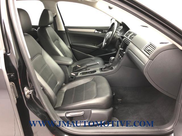 2014 Volkswagen Passat 4dr Sdn 2.5L Auto SE w/Sunroof PZEV, available for sale in Naugatuck, Connecticut | J&M Automotive Sls&Svc LLC. Naugatuck, Connecticut 2014 Volkswagen Passat 4dr Sdn 2.5L Auto SE w/Sunroof PZEV, available for sale in Naugatuck, Connecticut | J&M Automotive Sls&Svc LLC. Naugatuck, Connecticut