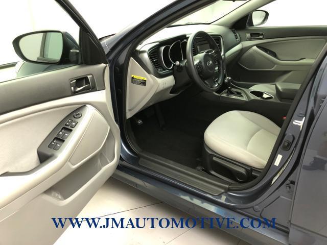 Used Kia Optima 4dr Sdn LX 2015 | J&M Automotive Sls&Svc LLC. Naugatuck, Connecticut Used Kia Optima 4dr Sdn LX 2015 | J&M Automotive Sls&Svc LLC. Naugatuck, Connecticut