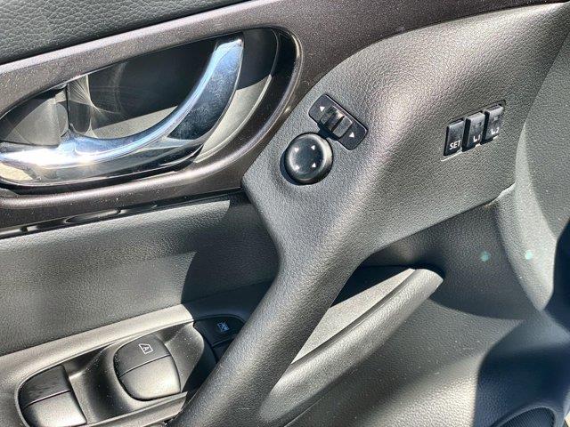 Used Nissan Rogue SV 2019 | Camy Cars. Great Neck, New York Used Nissan Rogue SV 2019 | Camy Cars. Great Neck, New York