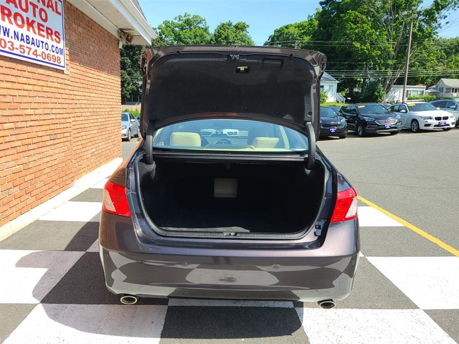 2009 Lexus ES 350 4dr Sdn Pebble Beach Edition, available for sale in Waterbury, Connecticut | National Auto Brokers, Inc.. Waterbury, Connecticut 2009 Lexus ES 350 4dr Sdn Pebble Beach Edition, available for sale in Waterbury, Connecticut | National Auto Brokers, Inc.. Waterbury, Connecticut