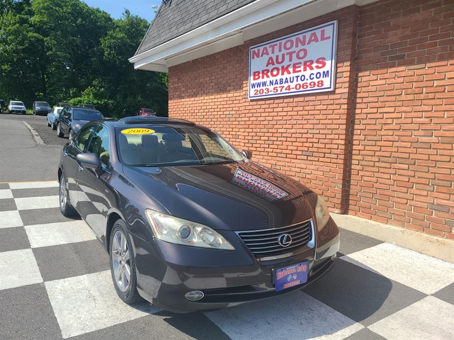 2009 Lexus ES 350 4dr Sdn Pebble Beach Edition, available for sale in Waterbury, Connecticut | National Auto Brokers, Inc.. Waterbury, Connecticut