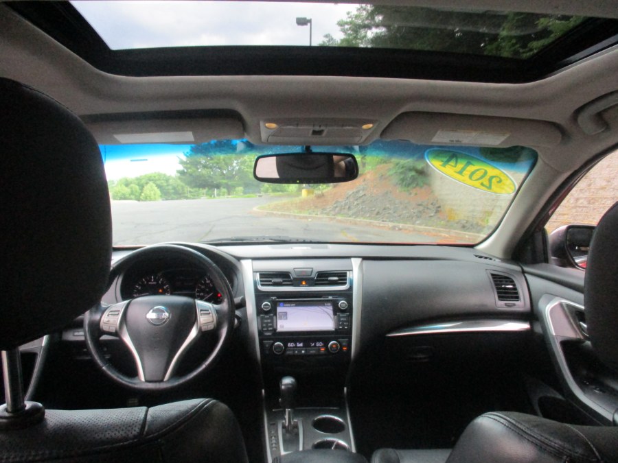 Used Nissan Altima 4dr Sdn I4 2.5 SL 2014 | Universal Motors LLC. New Britain, Connecticut Used Nissan Altima 4dr Sdn I4 2.5 SL 2014 | Universal Motors LLC. New Britain, Connecticut