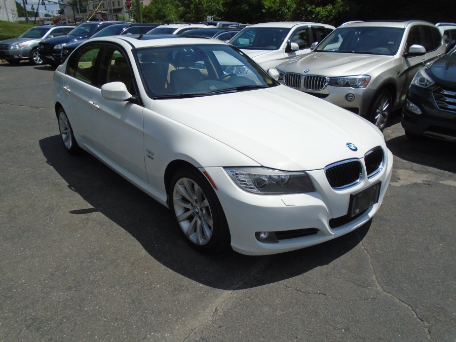 2011 BMW 3 Series 4dr Sdn 328i xDrive AWD SULEV, available for sale in Waterbury, Connecticut | Jim Juliani Motors. Waterbury, Connecticut