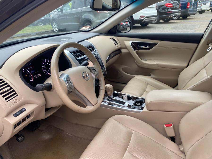 Used Nissan Altima 4dr Sdn I4 2.5 S 2013 | Malkoon Motors. Agawam, Massachusetts Used Nissan Altima 4dr Sdn I4 2.5 S 2013 | Malkoon Motors. Agawam, Massachusetts