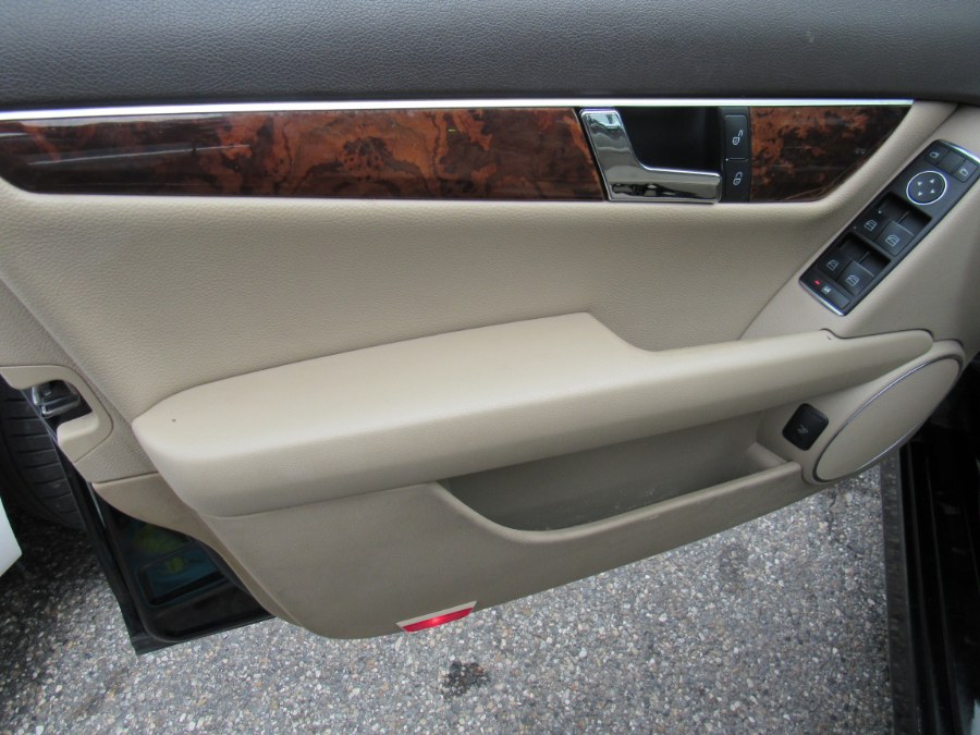 Used Mercedes-Benz C300 Sport 2013 | Hilario's Auto Sales Inc.. Worcester, Massachusetts Used Mercedes-Benz C300 Sport 2013 | Hilario's Auto Sales Inc.. Worcester, Massachusetts