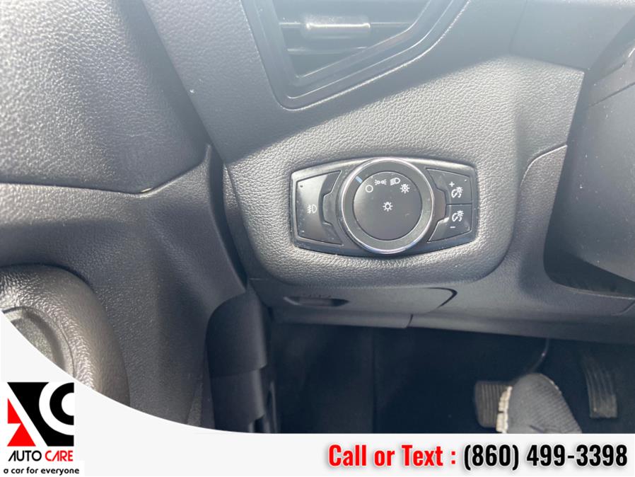 2013 Ford Escape 4WD 4dr SE, available for sale in Vernon , Connecticut | Auto Care Motors. Vernon , Connecticut 2013 Ford Escape 4WD 4dr SE, available for sale in Vernon , Connecticut | Auto Care Motors. Vernon , Connecticut