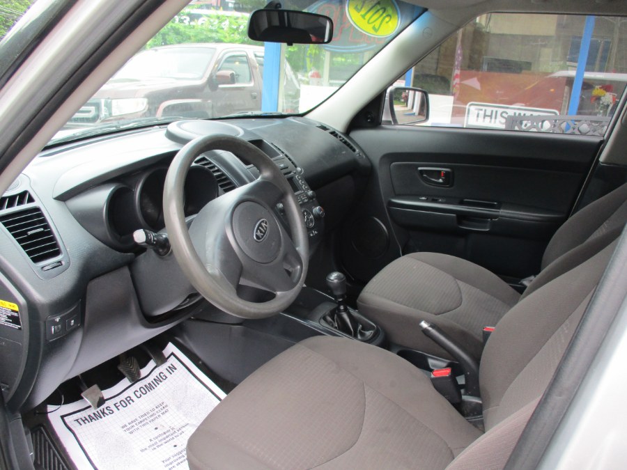 2012 Kia Soul FWD, available for sale in Meriden, Connecticut | Cos Central Auto. Meriden, Connecticut 2012 Kia Soul FWD, available for sale in Meriden, Connecticut | Cos Central Auto. Meriden, Connecticut