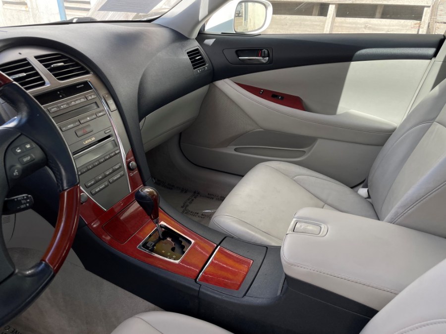 Used Lexus ES 350 4dr Sdn 2009 | Green Light Auto. Corona, California Used Lexus ES 350 4dr Sdn 2009 | Green Light Auto. Corona, California