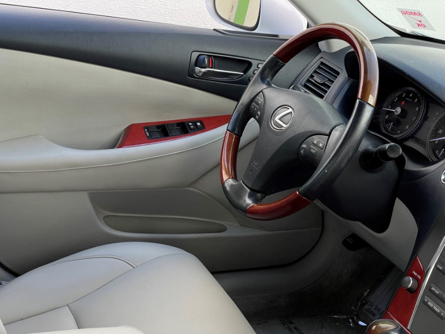 Used Lexus ES 350 4dr Sdn 2009 | Green Light Auto. Corona, California Used Lexus ES 350 4dr Sdn 2009 | Green Light Auto. Corona, California