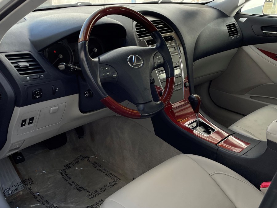 Used Lexus ES 350 4dr Sdn 2009 | Green Light Auto. Corona, California Used Lexus ES 350 4dr Sdn 2009 | Green Light Auto. Corona, California
