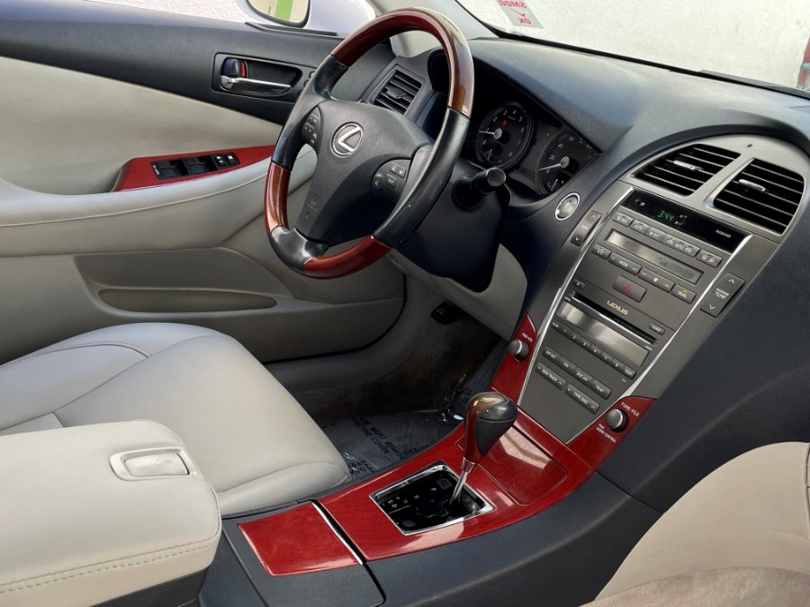 Used Lexus ES 350 4dr Sdn 2009 | Green Light Auto. Corona, California Used Lexus ES 350 4dr Sdn 2009 | Green Light Auto. Corona, California