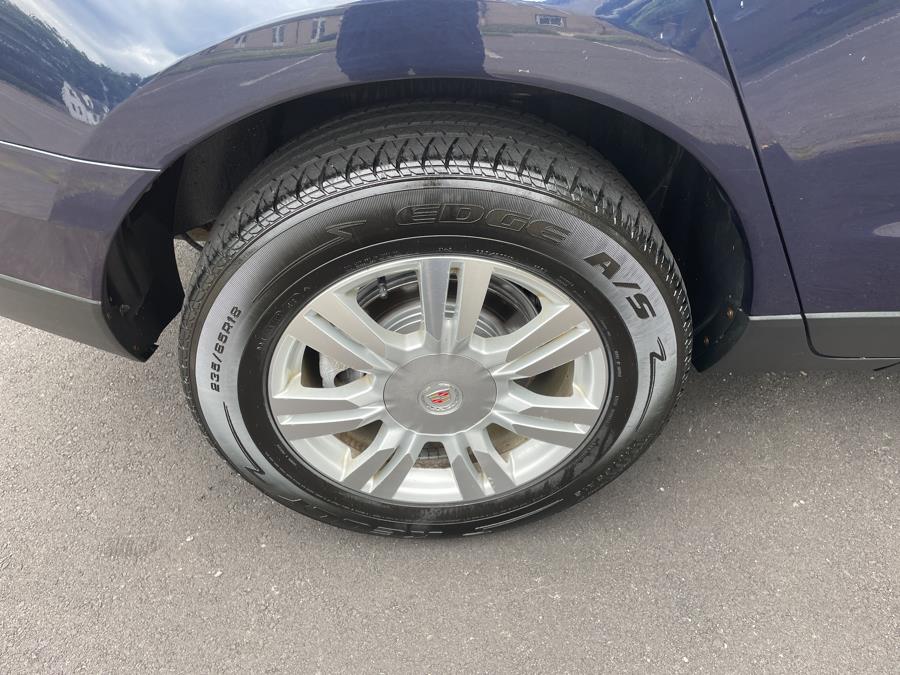 Used Cadillac SRX FWD 4dr Luxury Collection 2010 | Lex Autos LLC. Hartford, Connecticut Used Cadillac SRX FWD 4dr Luxury Collection 2010 | Lex Autos LLC. Hartford, Connecticut