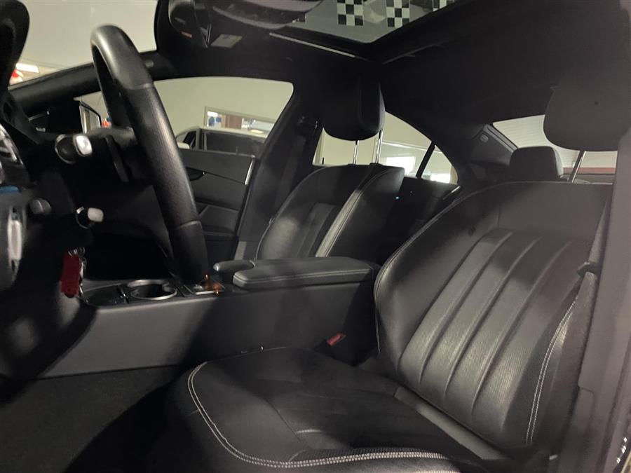 2013 Mercedes-Benz CLS-Class 4dr Sdn CLS550 4MATIC, available for sale in Amityville, New York | Gold Coast Motors of sunrise. Amityville, New York 2013 Mercedes-Benz CLS-Class 4dr Sdn CLS550 4MATIC, available for sale in Amityville, New York | Gold Coast Motors of sunrise. Amityville, New York
