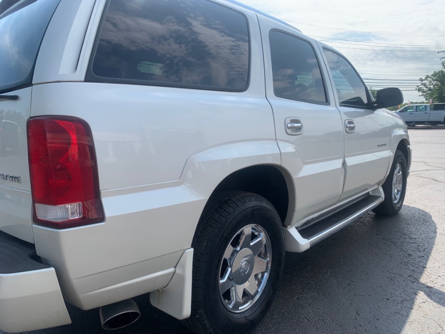 Used Cadillac Escalade 4dr AWD 2004 | Marsh Auto Sales LLC. Ortonville, Michigan Used Cadillac Escalade 4dr AWD 2004 | Marsh Auto Sales LLC. Ortonville, Michigan