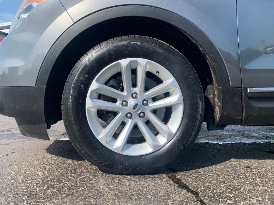 Used Ford Explorer FWD 4dr XLT 2013 | Marsh Auto Sales LLC. Ortonville, Michigan Used Ford Explorer FWD 4dr XLT 2013 | Marsh Auto Sales LLC. Ortonville, Michigan