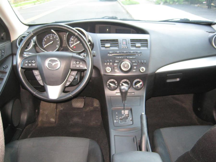2012 Mazda Mazda3 i Touring 4dr Sedan 6A, available for sale in Massapequa, New York | Rite Choice Auto Inc.. Massapequa, New York 2012 Mazda Mazda3 i Touring 4dr Sedan 6A, available for sale in Massapequa, New York | Rite Choice Auto Inc.. Massapequa, New York
