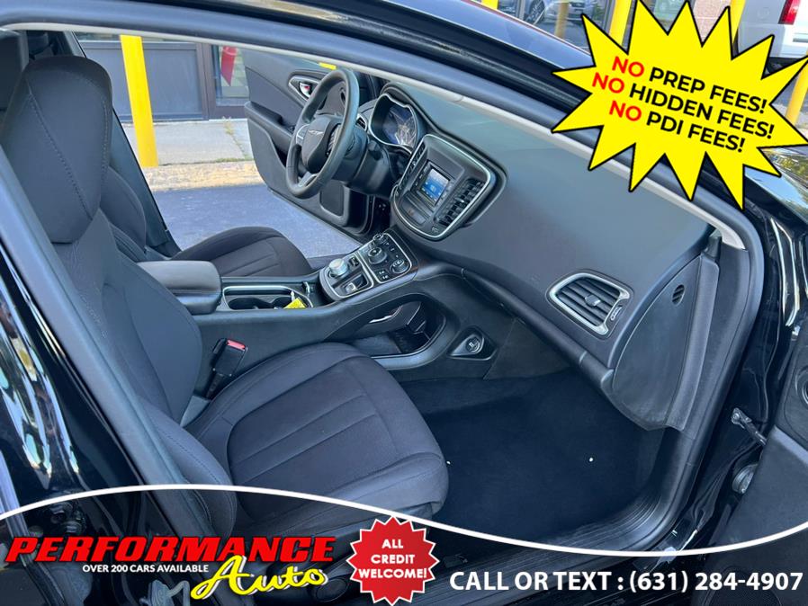 2015 Chrysler 200 4dr Sdn Limited FWD, available for sale in Bohemia, New York | Performance Auto Inc. Bohemia, New York 2015 Chrysler 200 4dr Sdn Limited FWD, available for sale in Bohemia, New York | Performance Auto Inc. Bohemia, New York