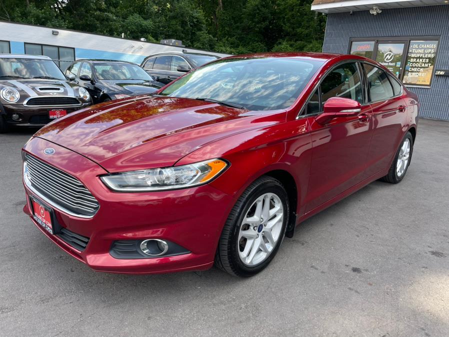 2013 Ford Fusion 4dr Sdn SE FWD, available for sale in Waterbury, Connecticut | House of Cars LLC. Waterbury, Connecticut